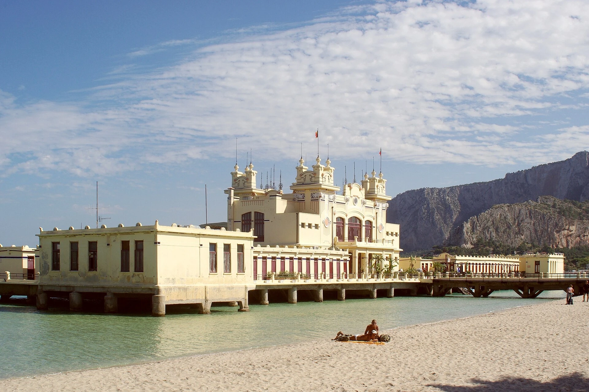 Mondello · Stabilimento Liberty e mare
